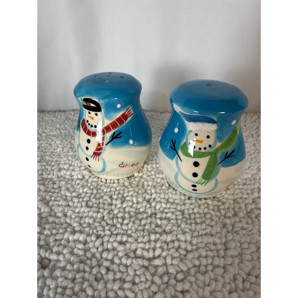VTG‎ Hand Painted Snowman Salt and Pepper Shakers Ceramic Blue Winter Holiday
